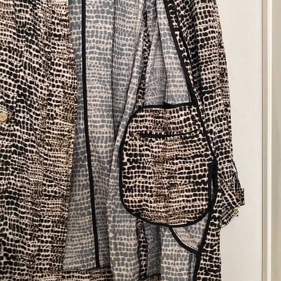 Calvin Klein raincoat - Picture 3 of 3